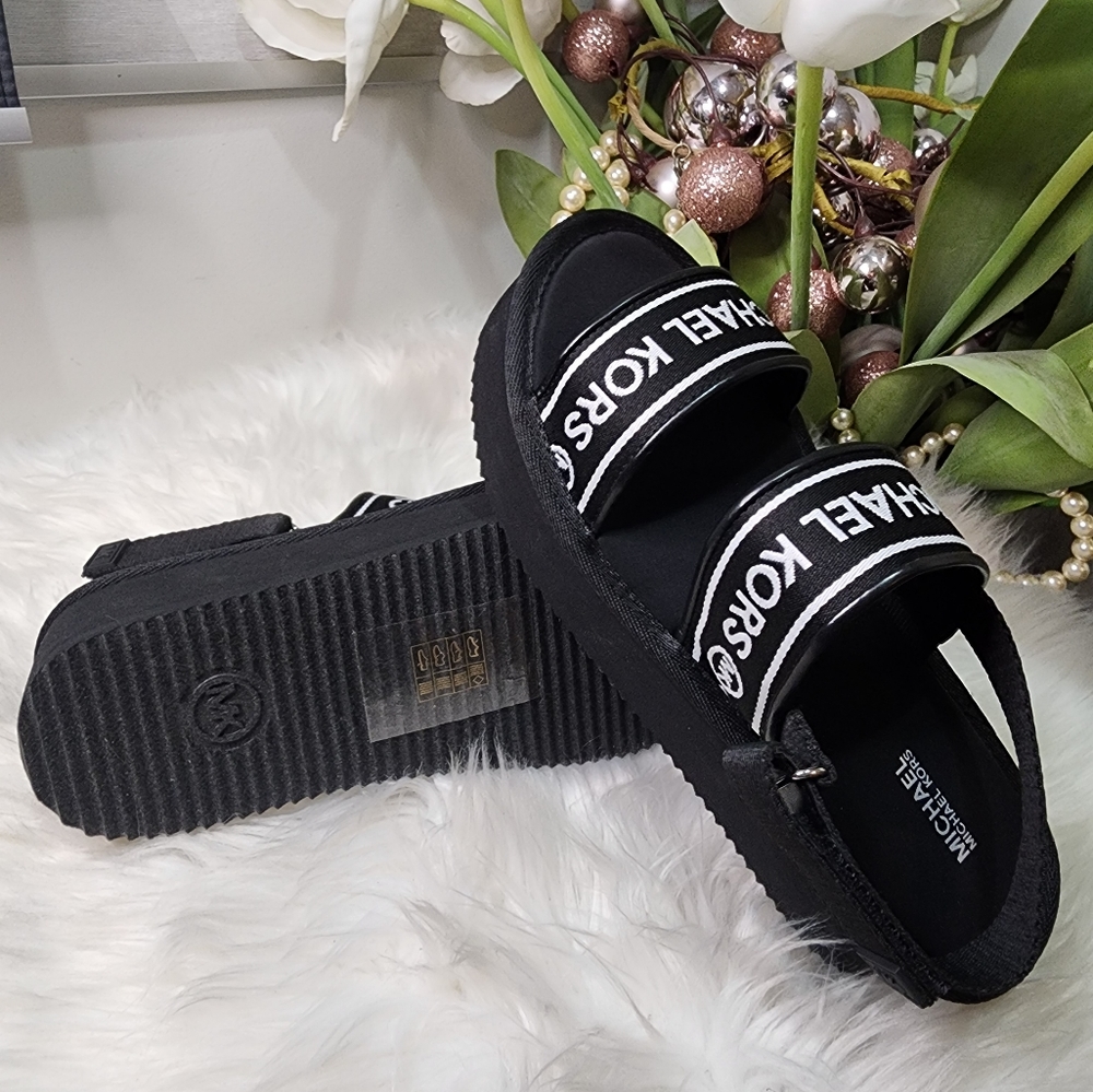 Michael Kors Women's Platform Sandals brand new - Picture 5 of 9